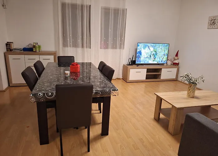 Kuca Za Odmor Mira Ferienhaus *