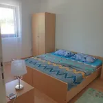 Kuca Za Odmor Mira Nyaraló