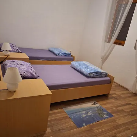 Kuca Za Odmor Mira Semesterbostad Biograd Na Moru