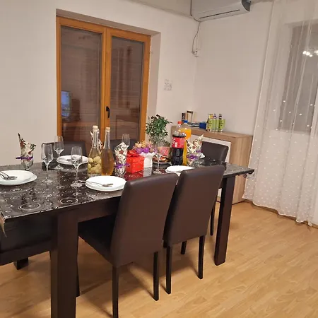 Kuca Za Odmor Mira Semesterbostad